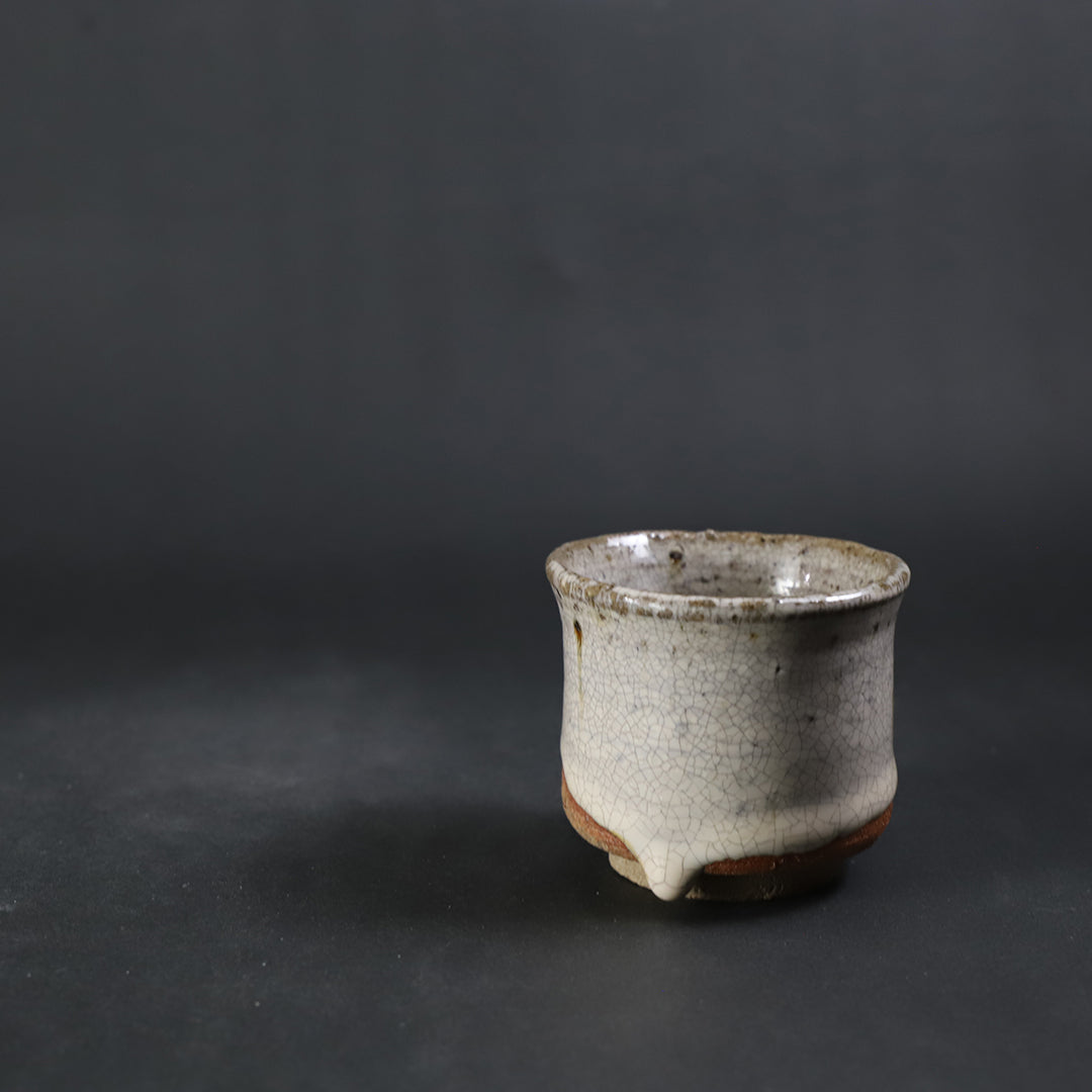 内村慎太郎 作 斑唐津ぐい呑 No.88 – ギャラリー一番館オンラインショップ
