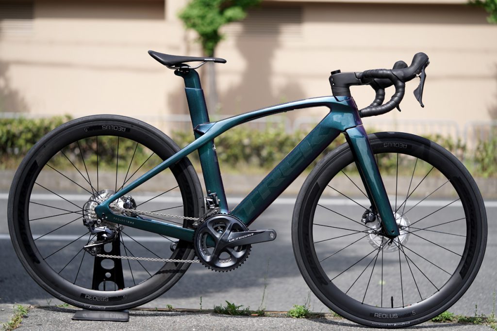 PROJECT ONE】TREK MADONE SLR 6 DISC [Shimano Ultegra × Aeolus CompTLR]