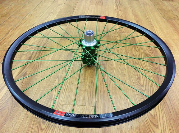 INDUSTRY9 入荷！！！(訂正あり)