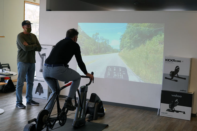 これからの季節にピッタリ！！大人気の最新スマートトレーナー「WAHOO