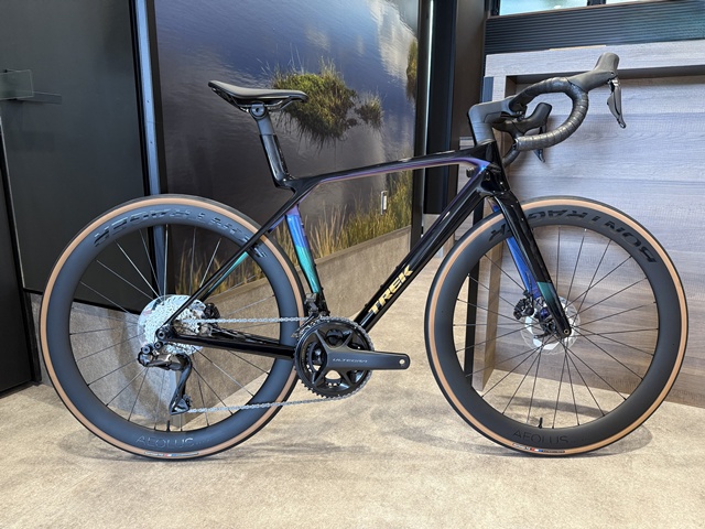 2025 TREK MADONE SL 7 Gen8 入荷いたしました！(トレック マドン)