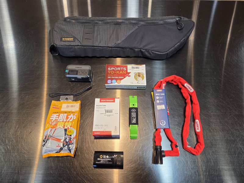 スマートにサイクリング必需品を収納できるフレームバッグ『Trek
