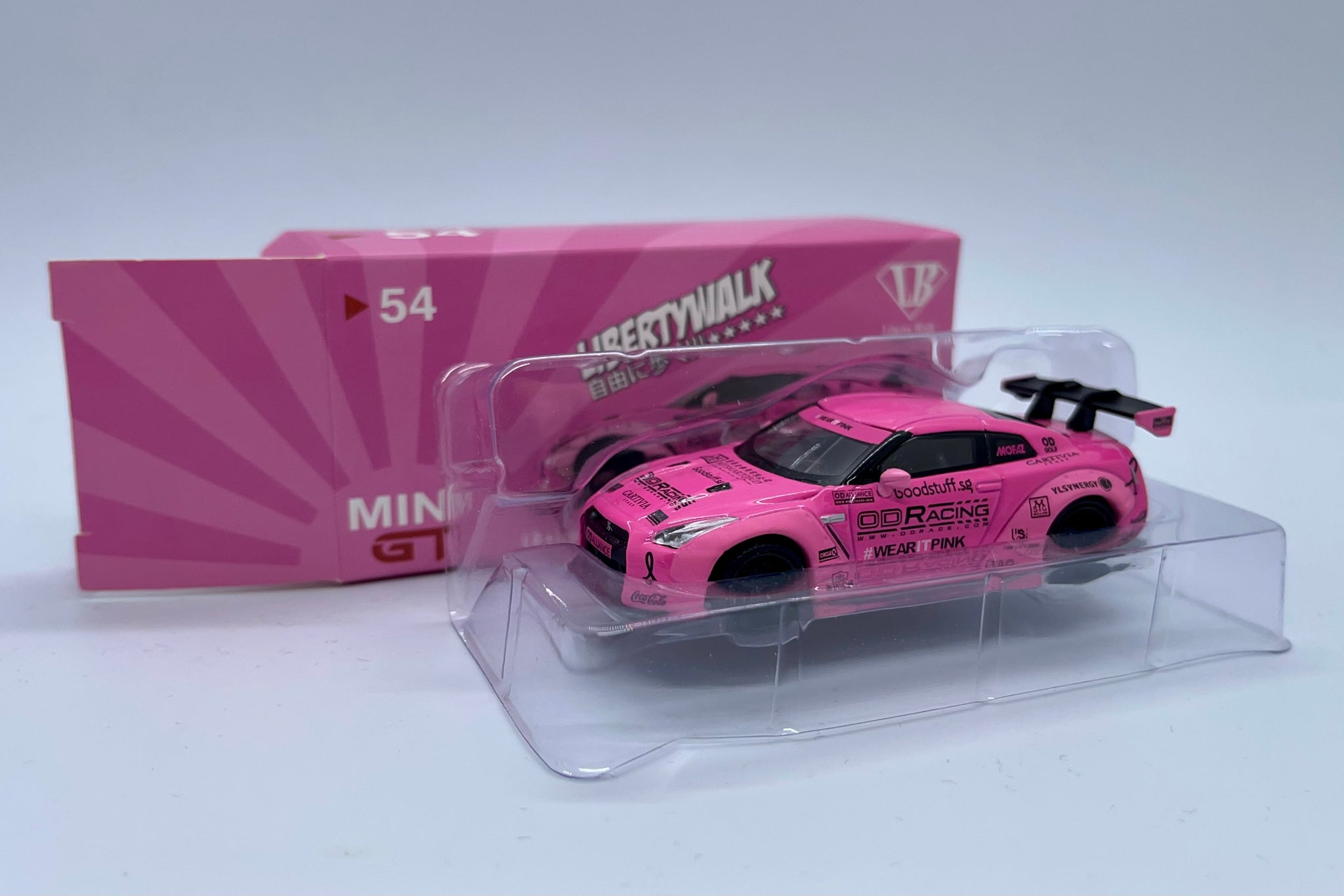 Mini GT No.54 Liberty Walk Nissan GTR Wearitpink Breast Cancer