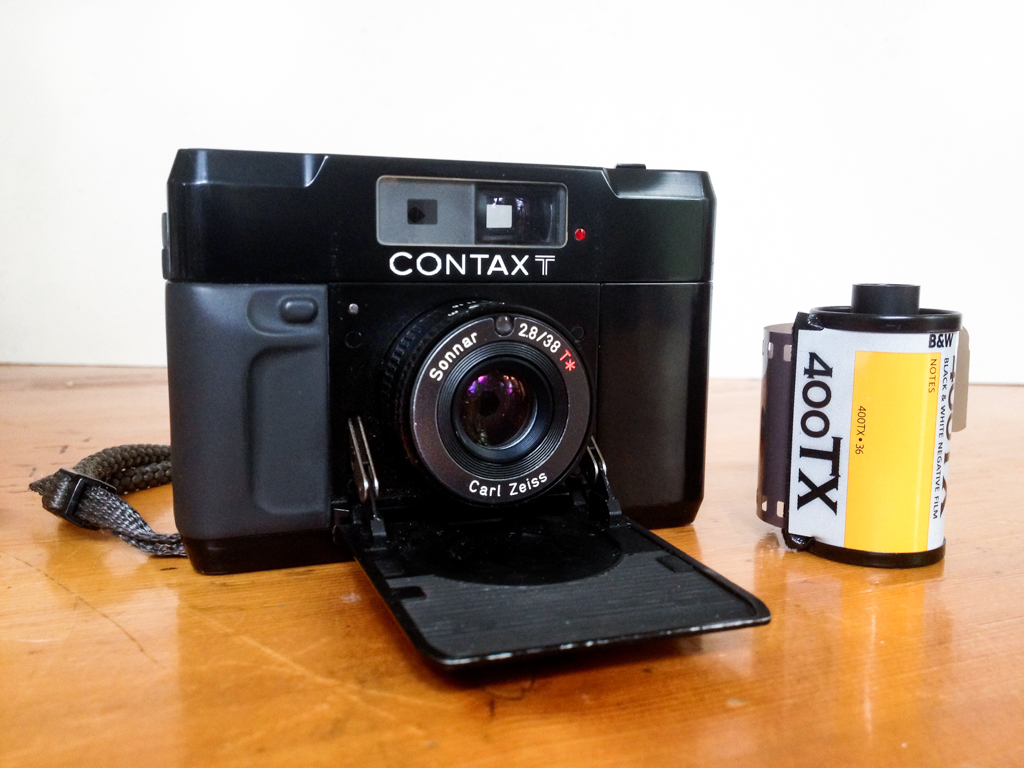 5 frames with a Contax T - By Gavin Maxwell - 35mmc