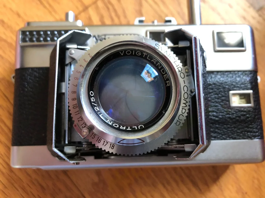 Voigtlander Vitessa - a (non-comprehensive) review - By Steve Karsten