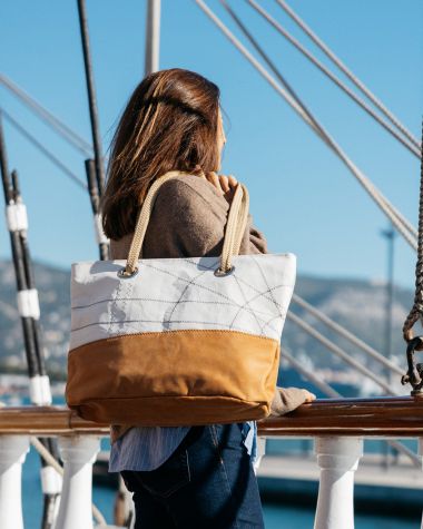 Hand bag Charlie · Belem Collection recyclé | 727 Sailbags USA
