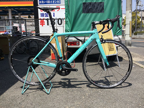 Bianchi(ビアンキ) SEMPRE PRO(センプレプロ) 105完成車 2017