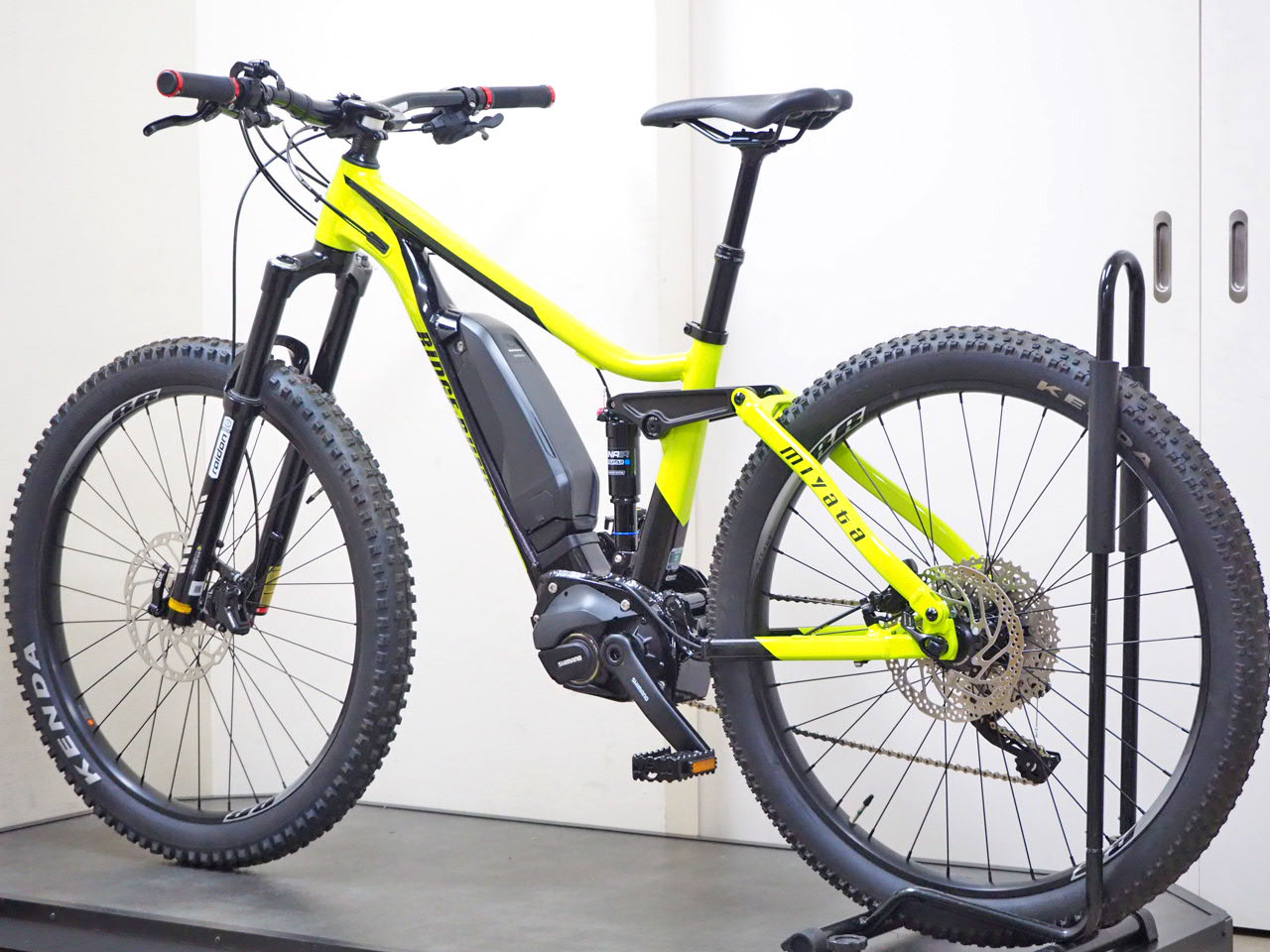 スペシャルオファー】MIYATA(ミヤタ) RIDGERUNNER(リッジランナー)フル