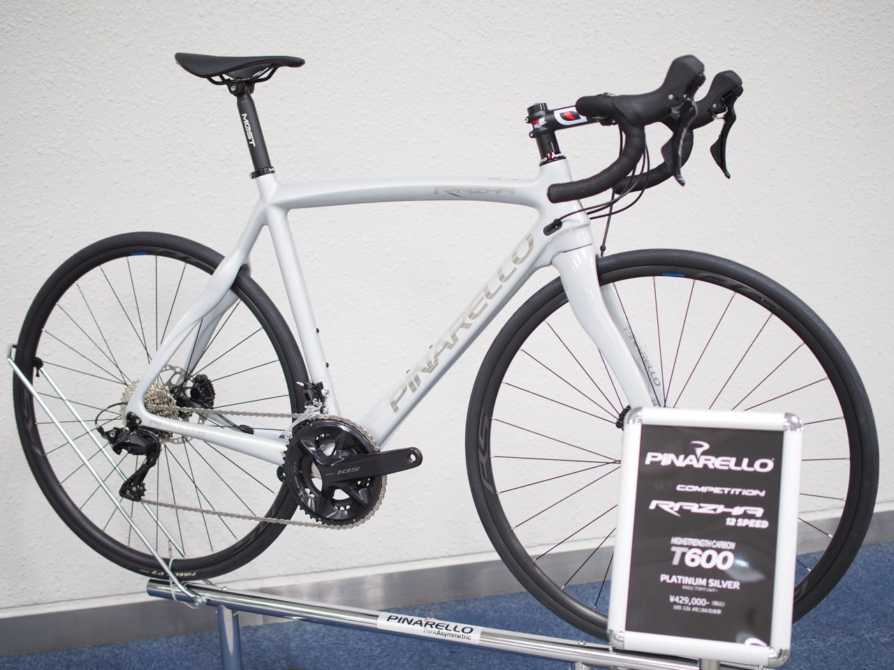 PINARELLO (ピナレロ) RAZHA(ラザ) DISC 105 メカニカル 12s完成車