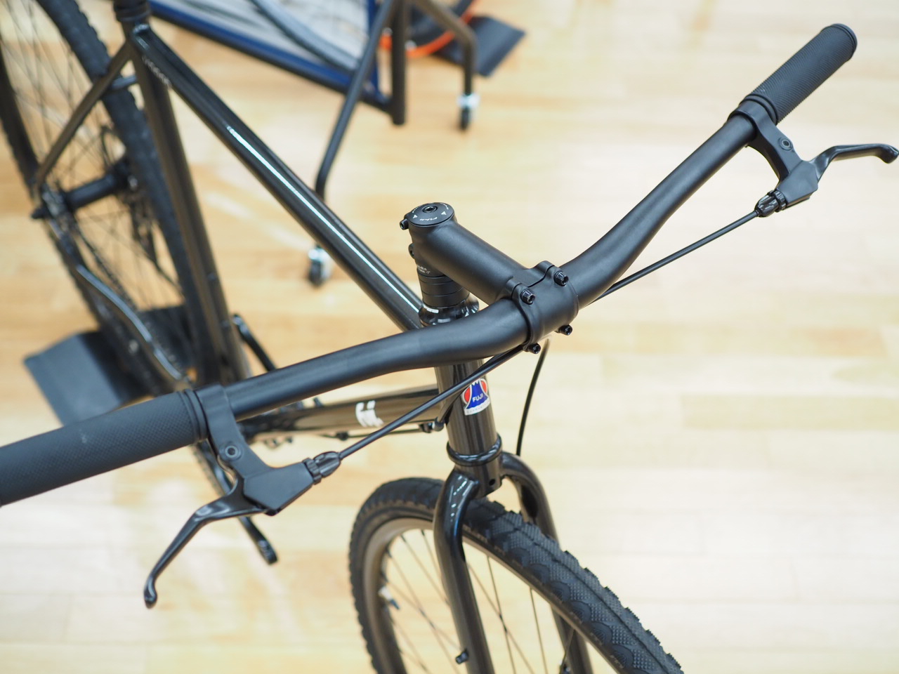 FUJI(フジ) VAPAH(ヴェイパー) 完成車 2025 | サイクルショップ