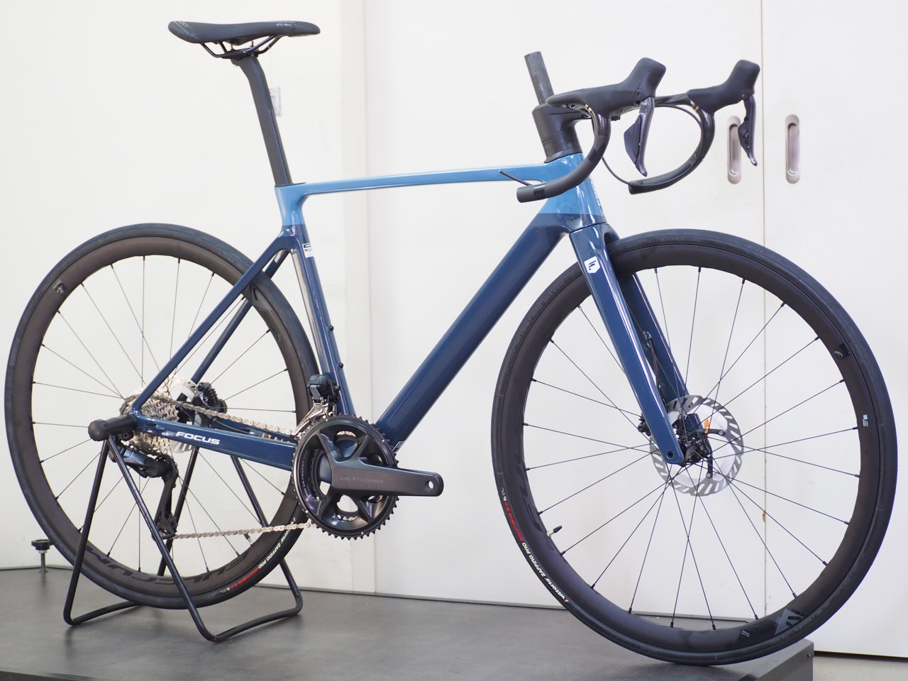 FOCUS(フォーカス)|2025 サイクルショップカンザキ吹田店 ロードバイク