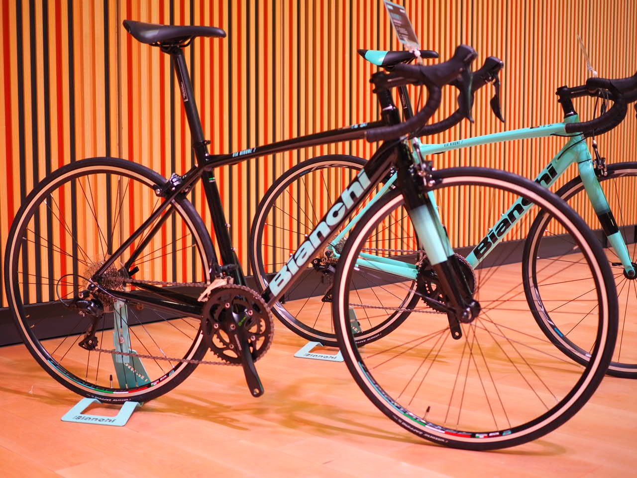 Bianchi (ビアンキ) ViaNirone7(ヴィアニローネ7) SORA完成車 2021