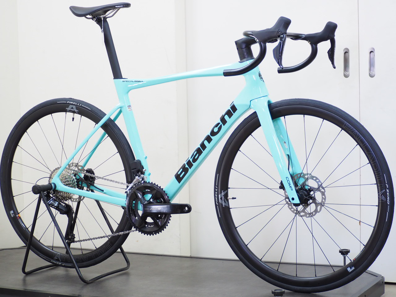 Bianchi(ビアンキ) SPECIALISSIMA(スペシャリッシマ)COMP 105 Di2 12s