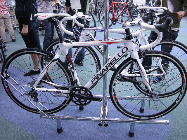 PINARELLO FP DUE(ピナレロ エフピーデュー) シマノ105完成車 2013年