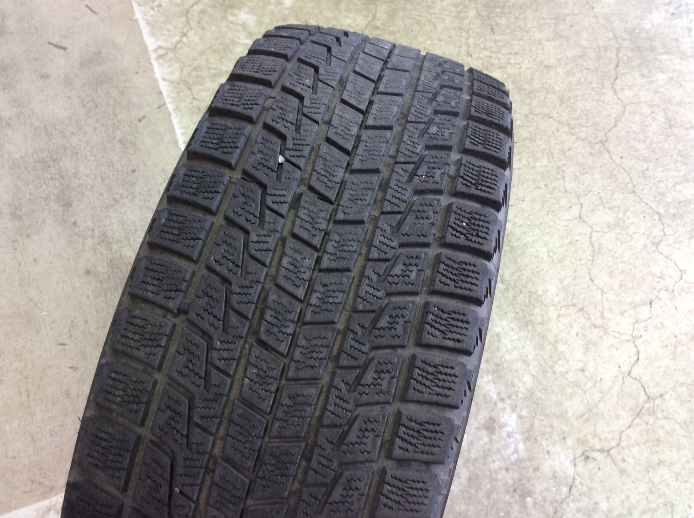 スタッドレスタイヤに交換します！ | スタッフ日記 | コクピット 名取