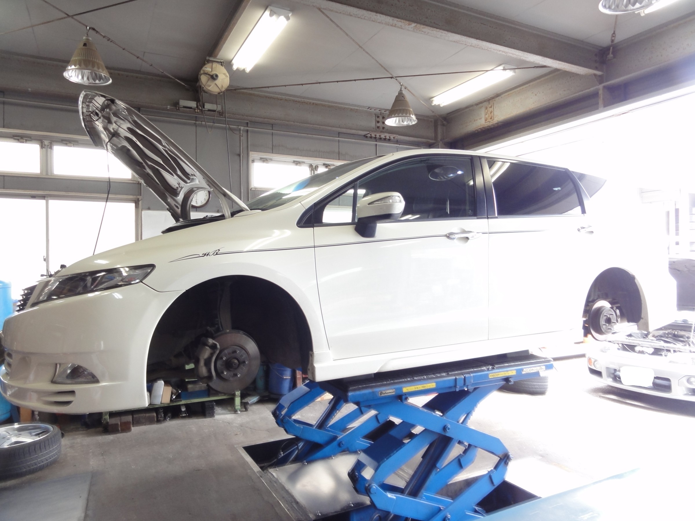 オデッセイ（RB3）テイン製車高調「FLEX-Z」装着＆アライメント作業