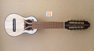 チャランゴ: アンデス・フォルクローレ音楽 楽器館「コチャバンバ」