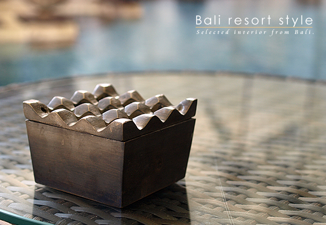 高級 重い灰皿(真鍮) 通販｜《公式》バリ雑貨専門店ココバリ