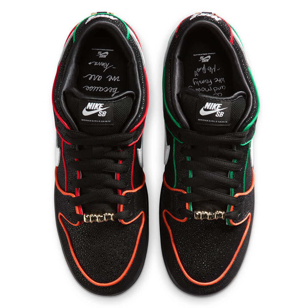 商品情報】NIKE SB シューズ DUNK LOW PRO QS x BRONX GIRLS SKATE