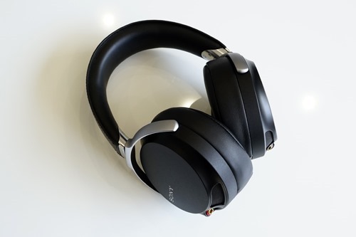 怒濤のオーディオ新製品レビュー！＜最上位ヘッドホンMDR-Z7編 まずは