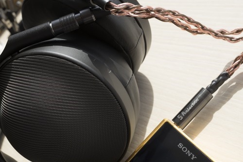 MDR-Z1R、Z7用4.4mm5極キンバーケーブル「MUC-B20SB1」に、OFC