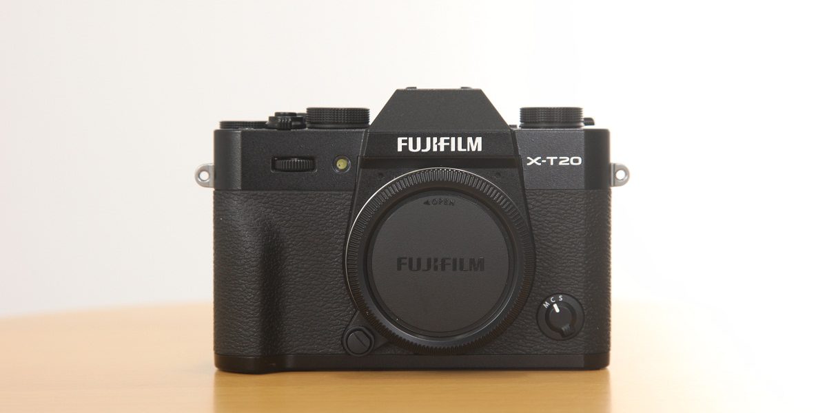 秋葉原店：中古新入荷：フジフイルム X-T20(BK)