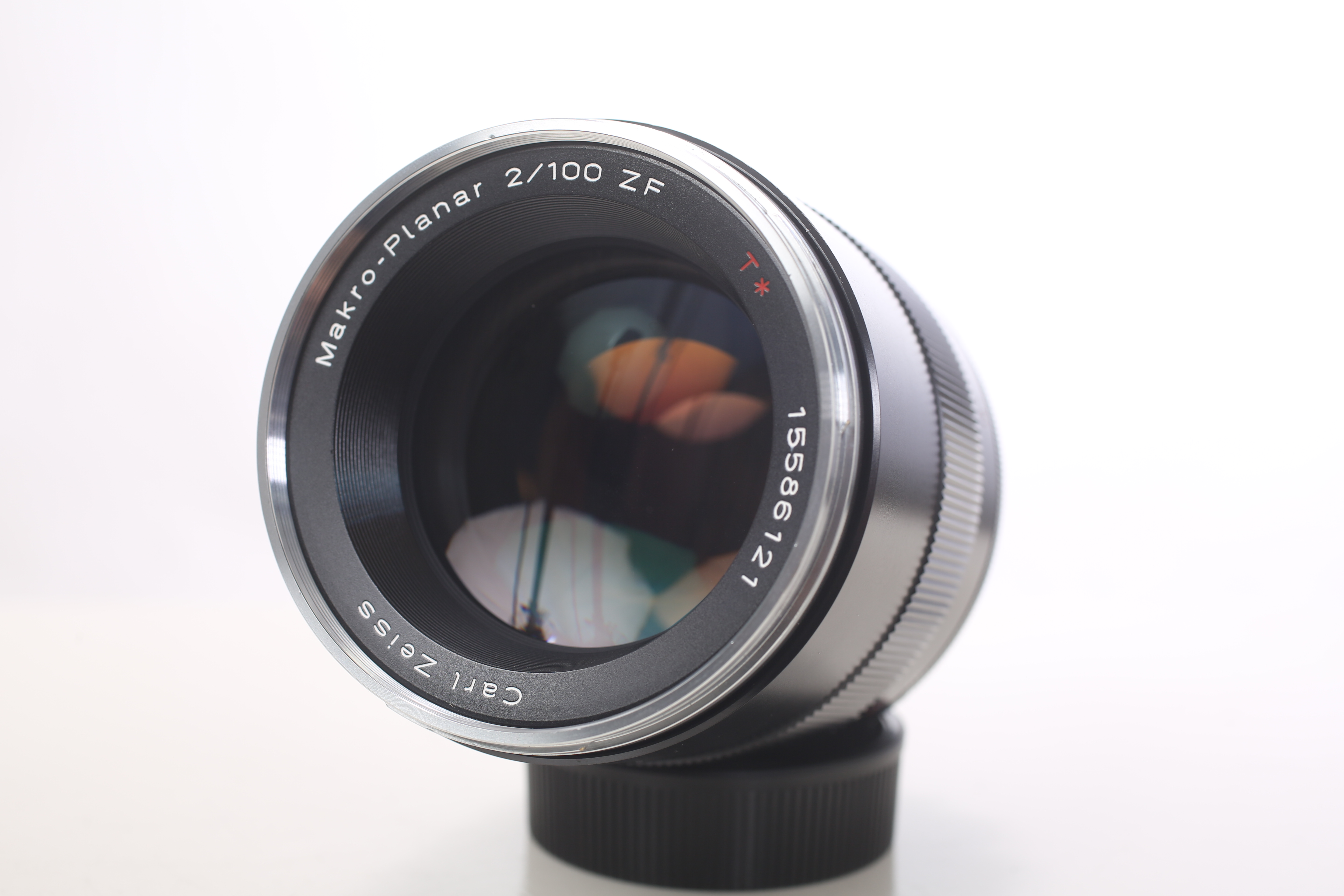 手放さないと誓った神レンズ】Carl Zeiss Makro-Planar T* 2/100 ZF
