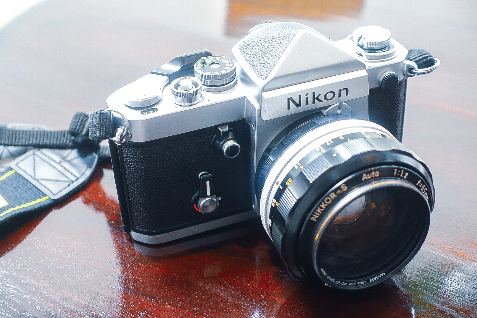 初心者が撮影してわかったニコンF2とは？レンズはNikon New NIKKOR