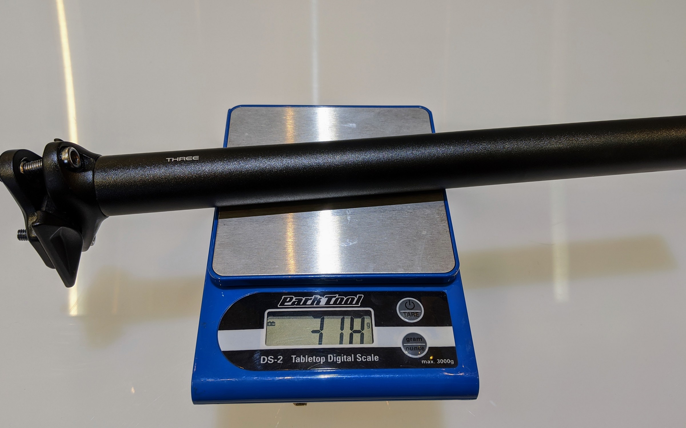 φ27.2のSAVEカーボンシートポスト入荷しました | キャノンデール横浜