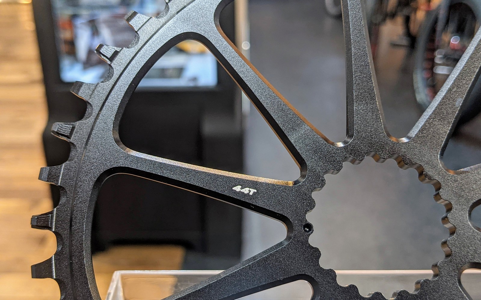 Topstone Carbonのフロントシングル化 | キャノンデール横浜