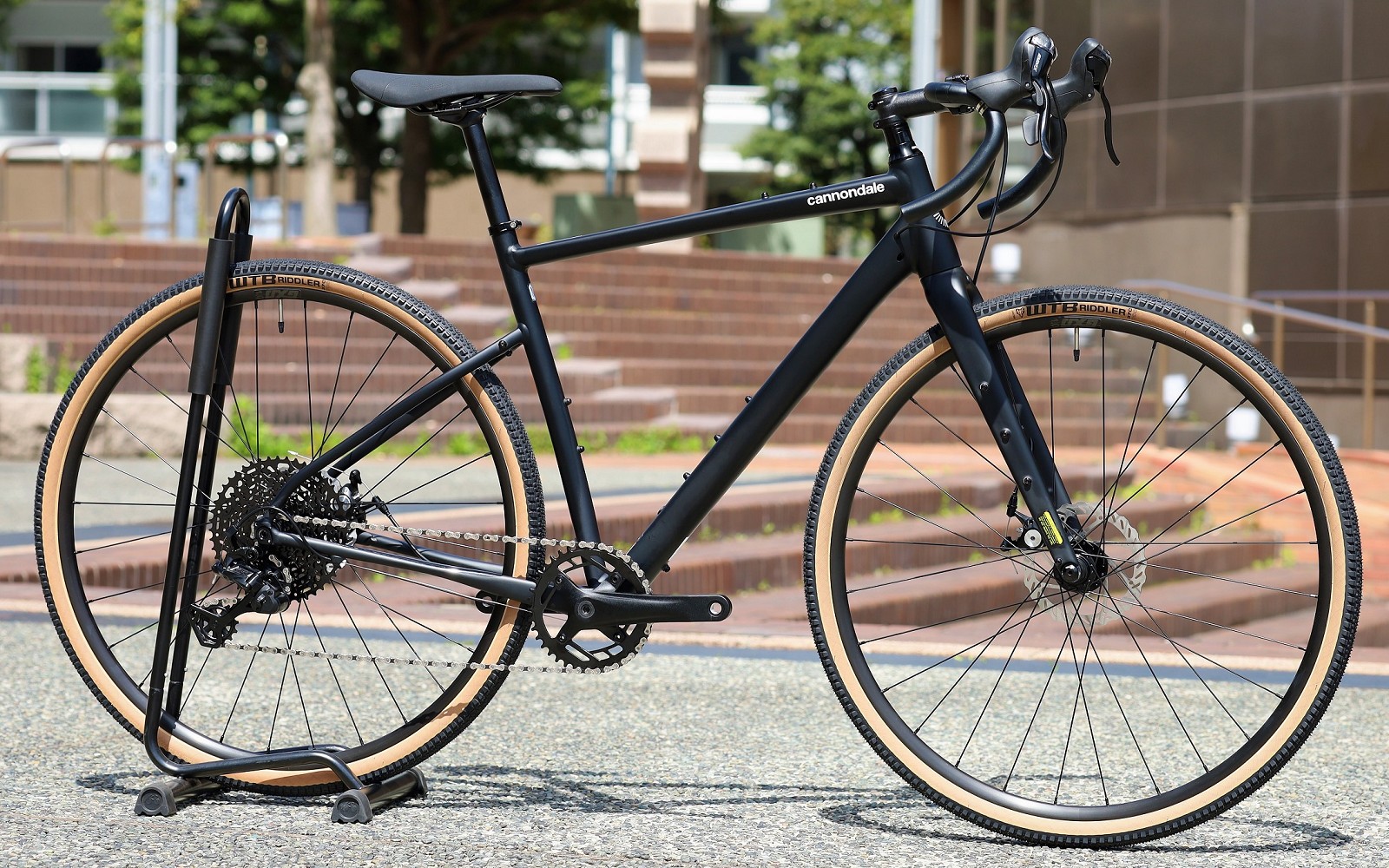 遊び方は無限大！アルミグラベルバイク Topstone 4 | キャノンデール横浜