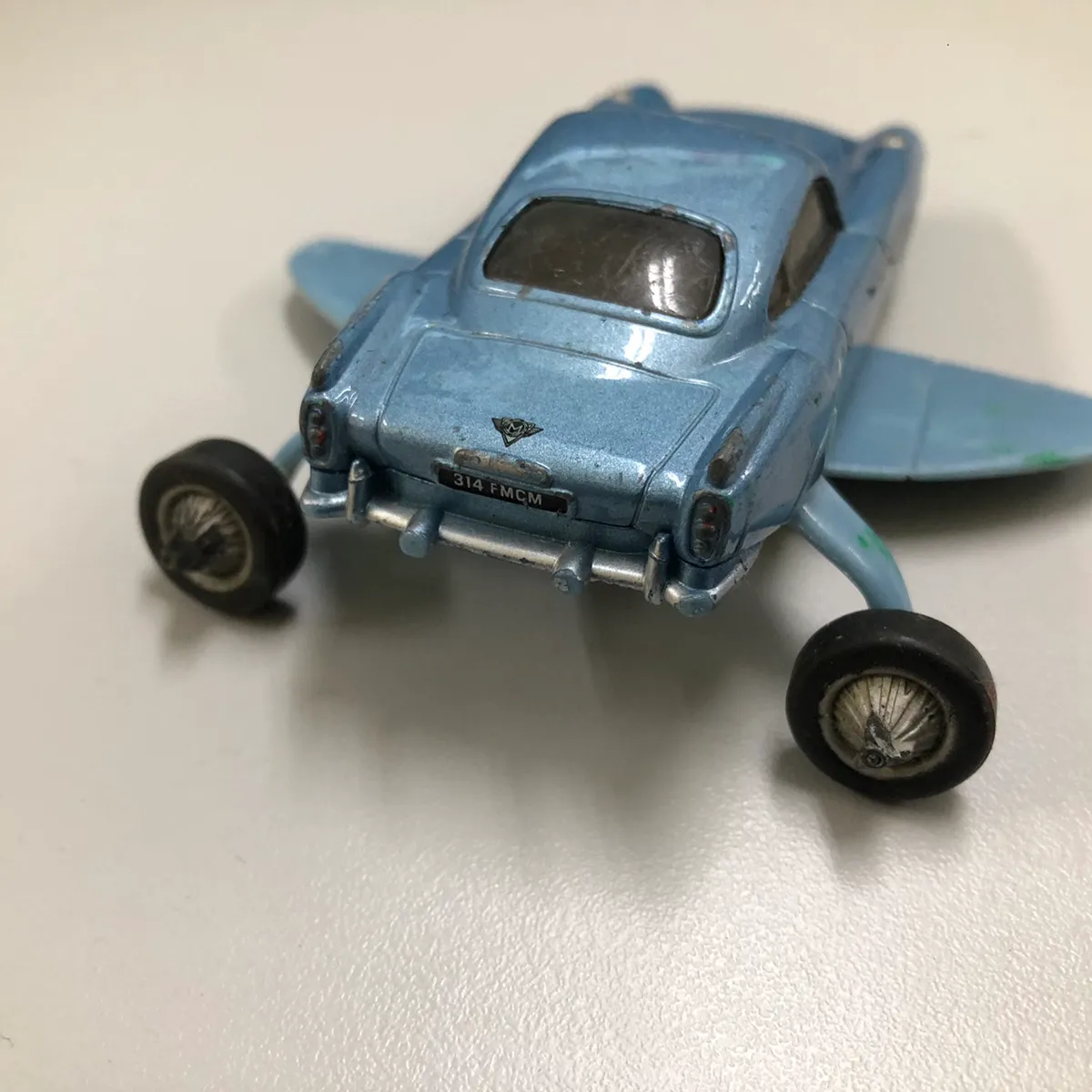 宅配】大分県津久見市のミニカー買取実績｜「フィン・マックミサイル