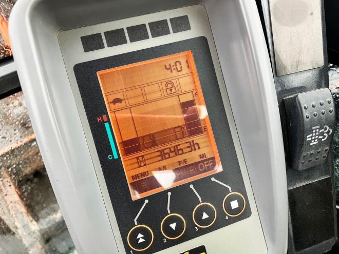 バックホーの中古車詳細情報｜特選中古車は【CARさっぽろ】