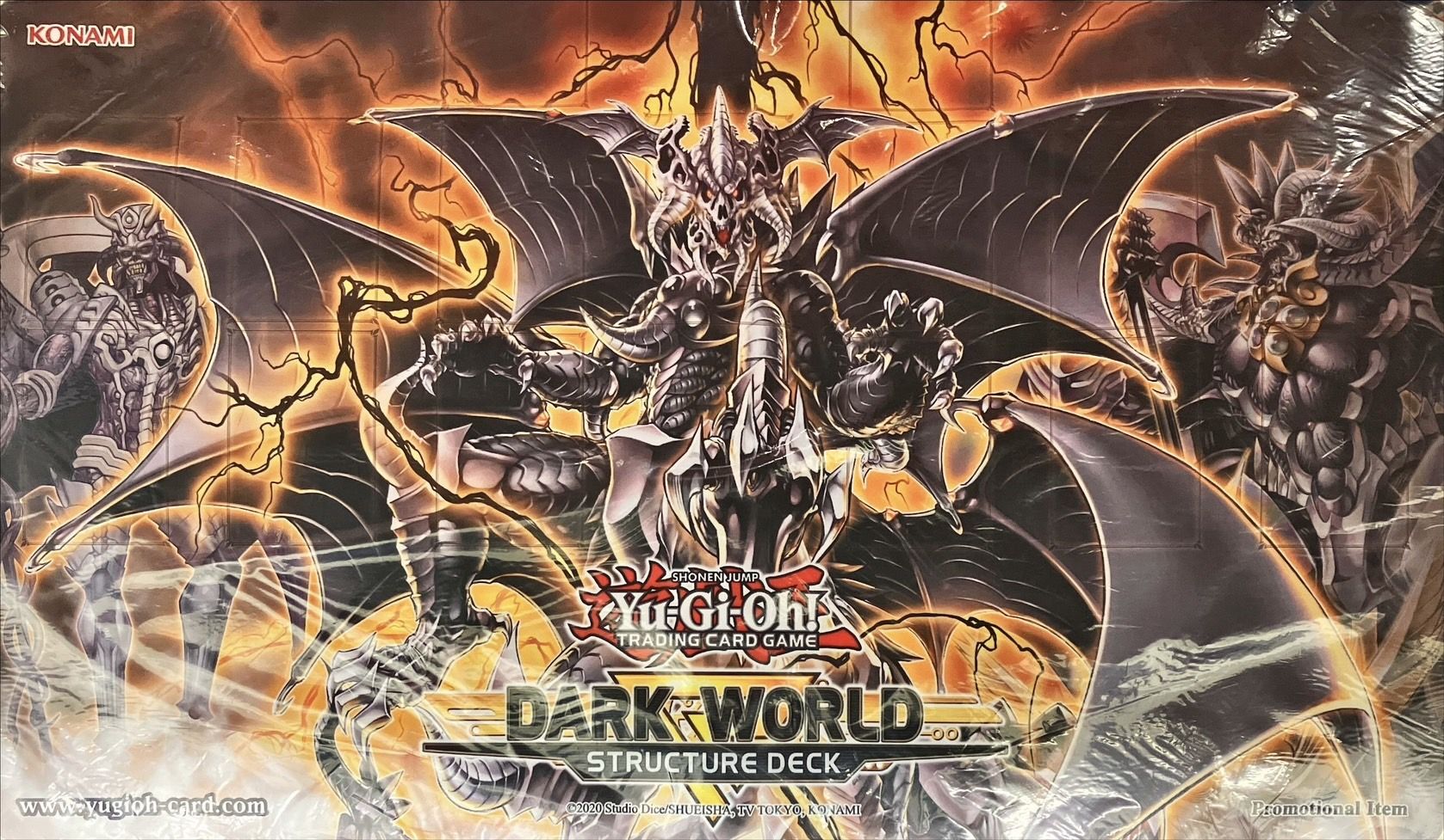 プレイマット『暗黒界の龍神王グラファ(デビルズゲート