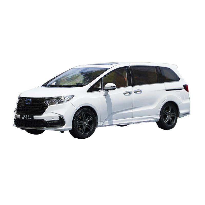 Original factory 1:18 HONDA ODYSSEY hybrid 2022 diecast white