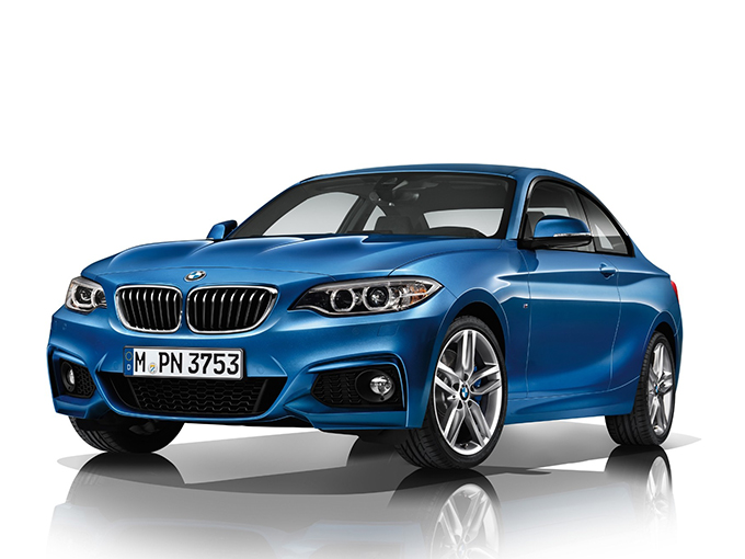 初代BMW 2シリーズクーペの平均価格が、1年で40万円近くもダウン！ 300