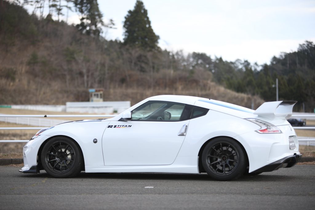 アミューズ フェアレディZ34 20th用 リアバンパー(TYPE2)カーボンMIX