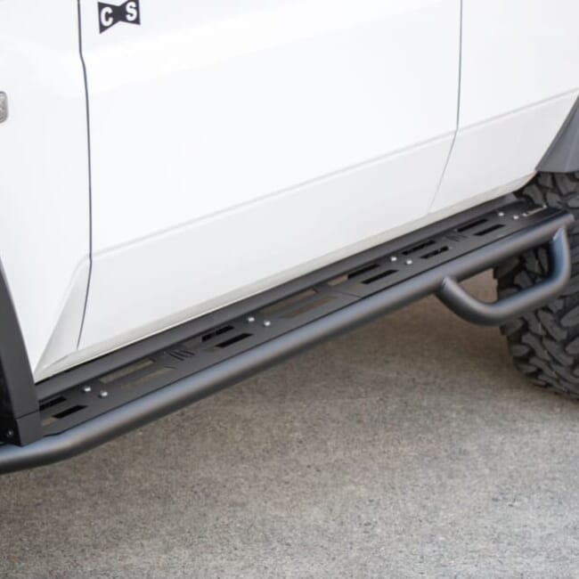 LAND CRUISER 70専用サイドステップ | CARSTYLE カースタイル