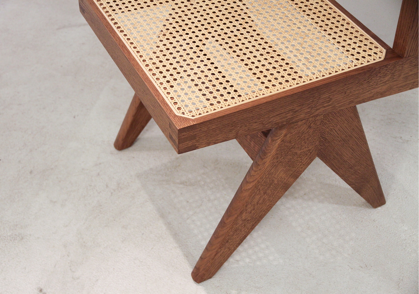 Cassina（カッシーナ）055 CAPITOL COMPLEX CHAIRキャピトル