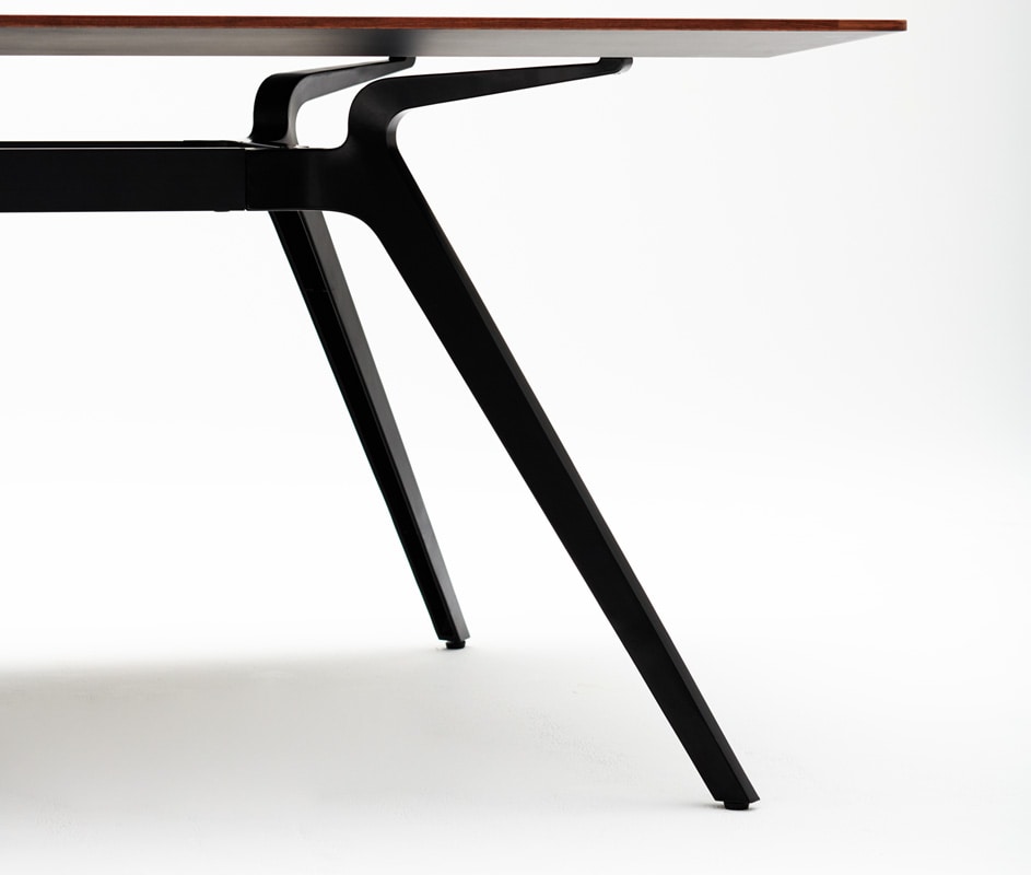 JOY（ジョイ カンファレンステーブル）IXC | カッシーナ・イクスシー