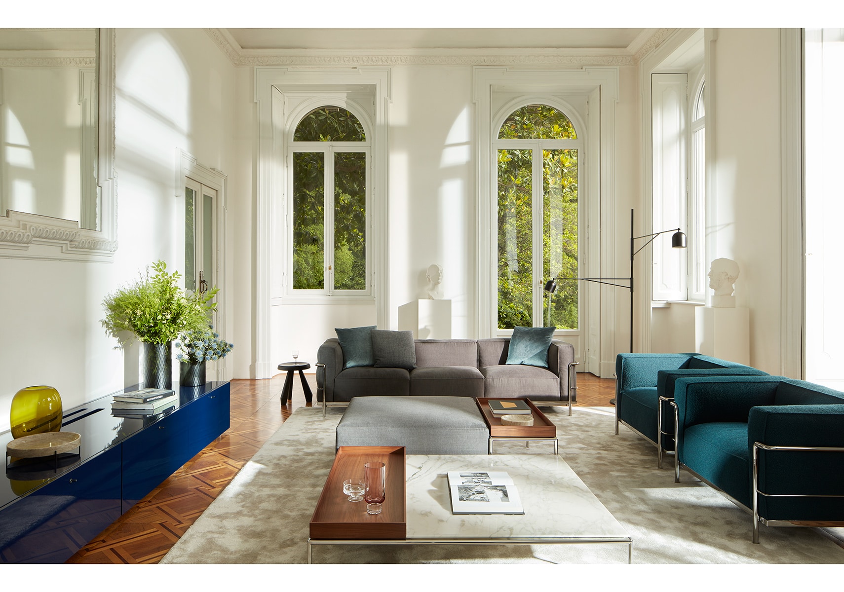 Cassina（カッシーナ）LC3-3P3人掛ソファ|カッシーナ・イクスシー 公式