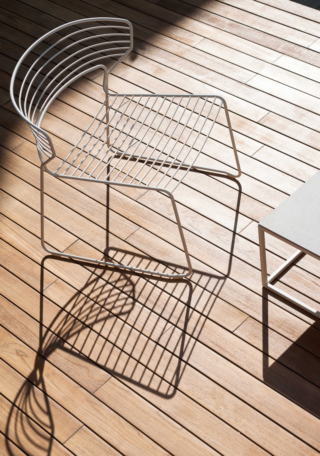 KOKI WIRE OUTDOOR（コキ ワイヤー アウトドア ラウンジチェア