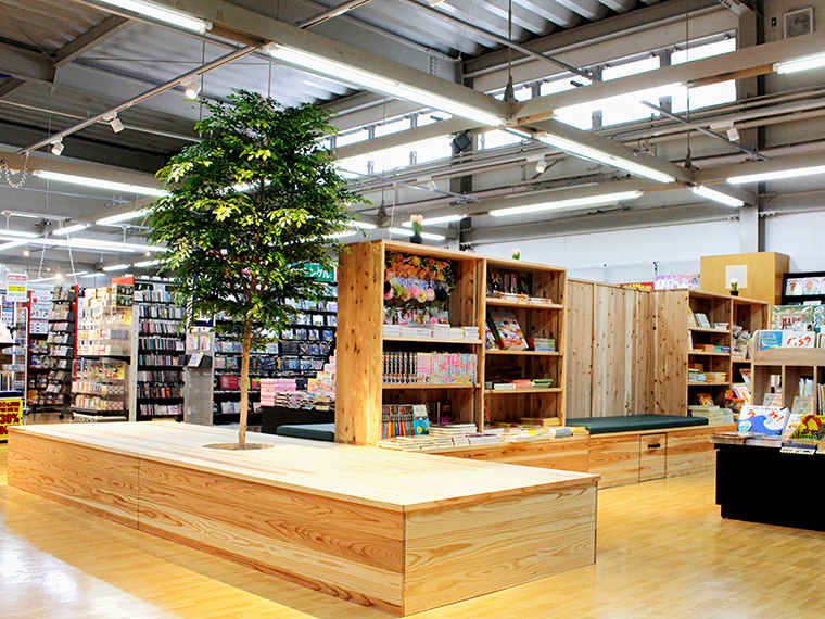 岩瀬書店 八木田店プラスゲオ】街の中心となる書店へ。福島市『岩瀬