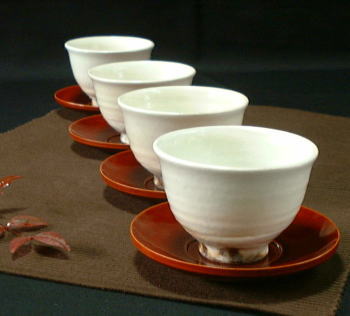 古谷製陶所(古谷弘一) 粉引湯呑 | Club Table