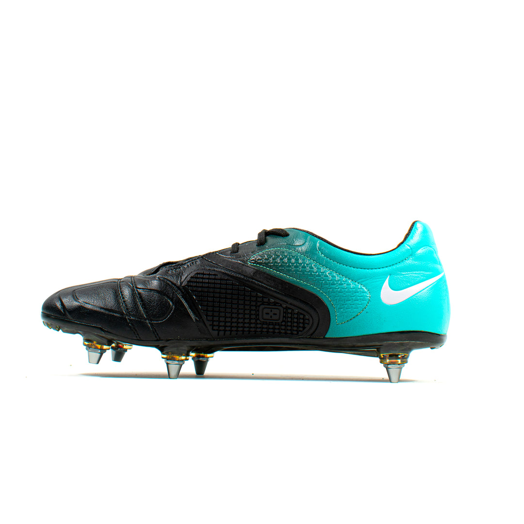 Nike CTR360 Maestri Elite Black SG – Classic Soccer Cleats