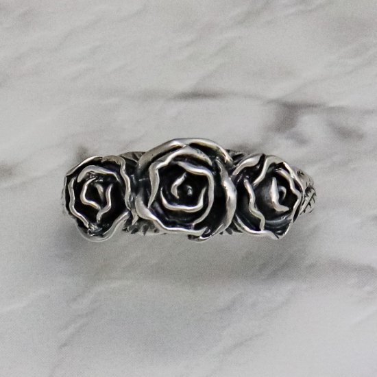 ソカロのシルバーリングの通販ならCLOVER925におまかせ