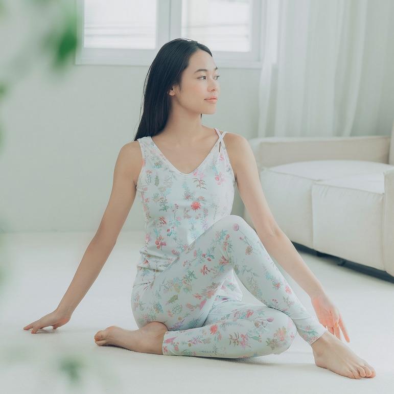 新作 ヨガウェア】｜チャコット