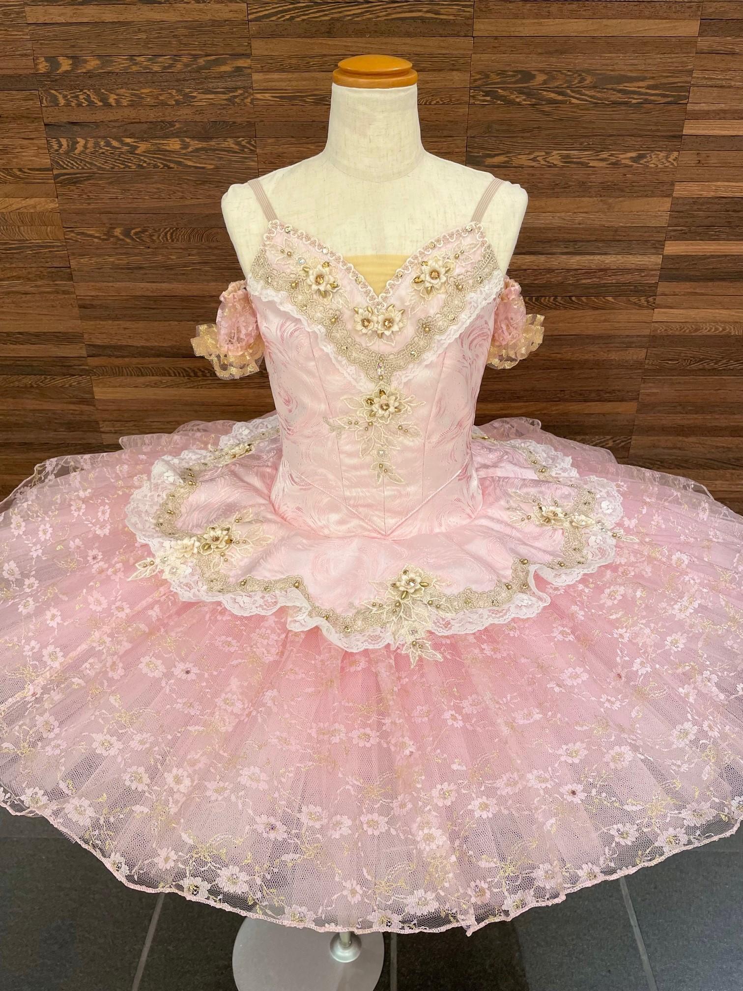 大丸心斎橋店】オリジナルバレエ衣装を店頭でお求めいただけます