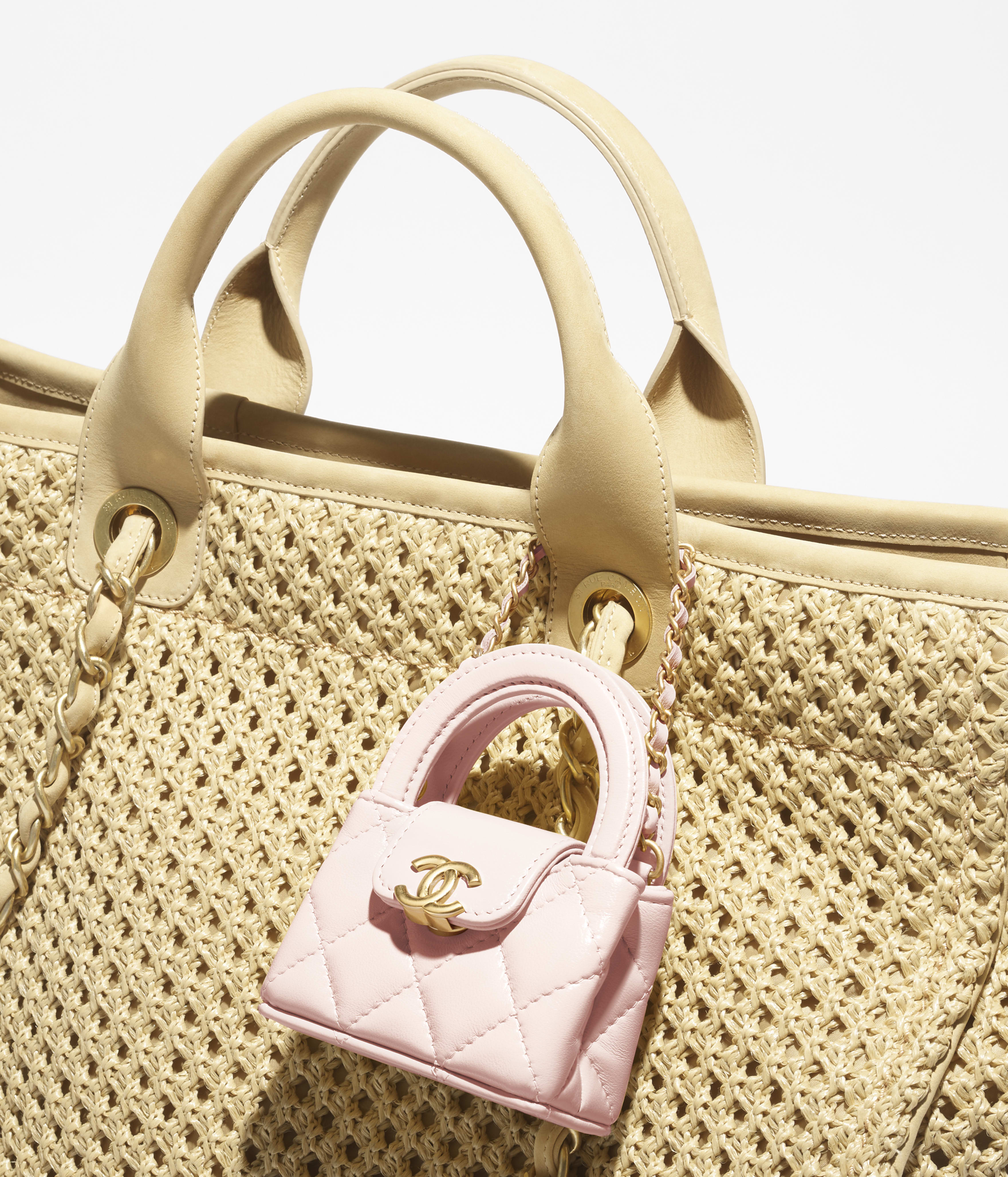 ミニ バッグ チャーム - シャイニー ラムスキン、ピンク