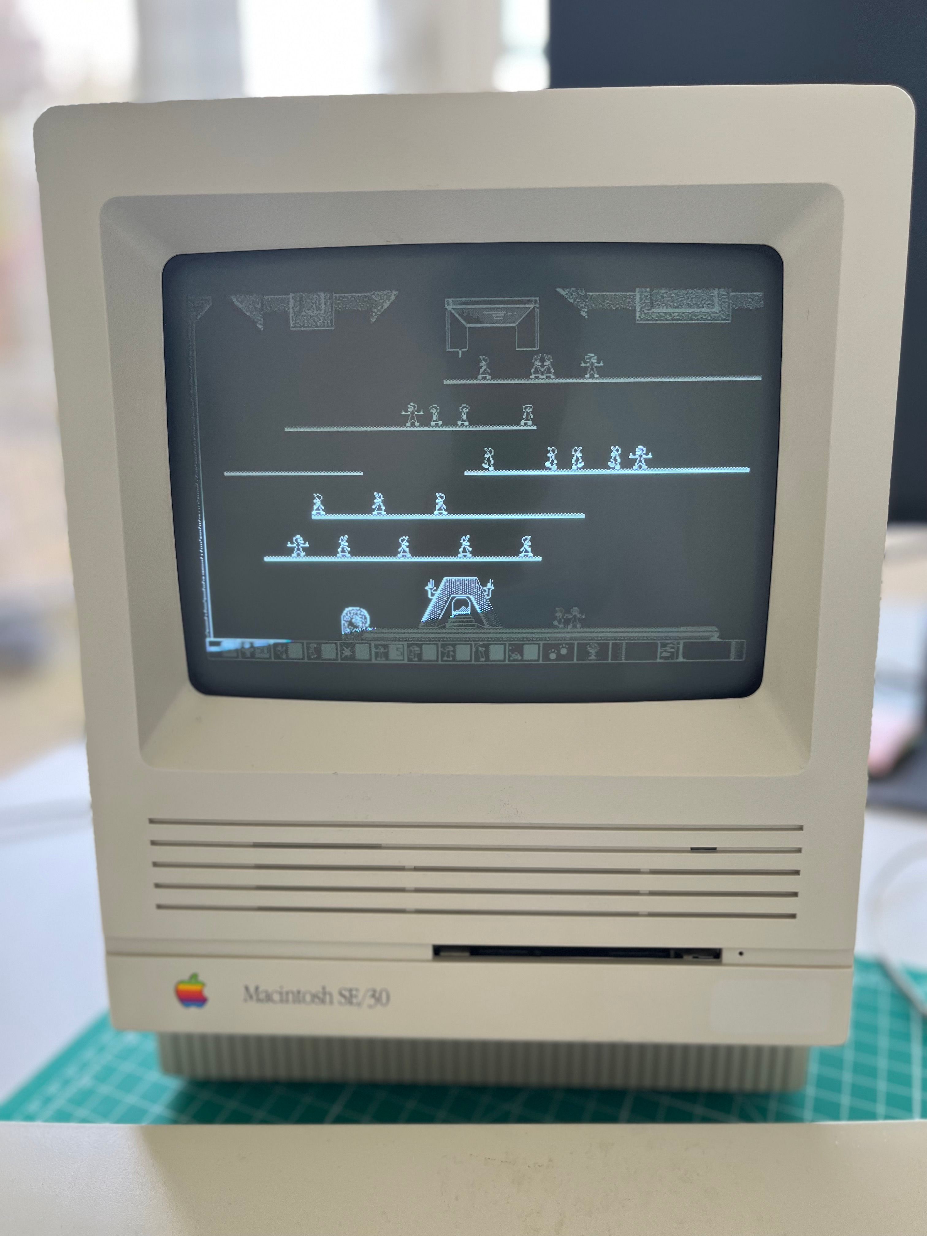 My New Old Apple Macintosh SE/30 Computer